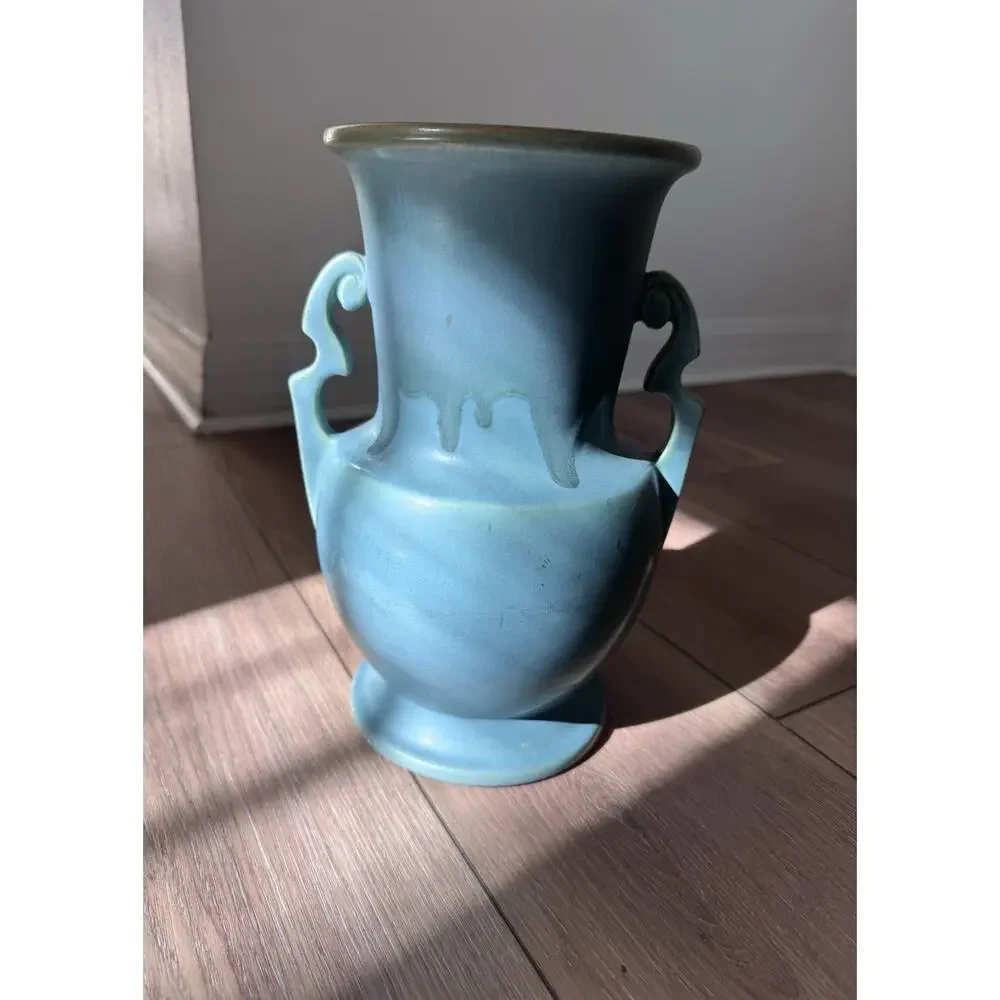 Roseville pottery carnelian